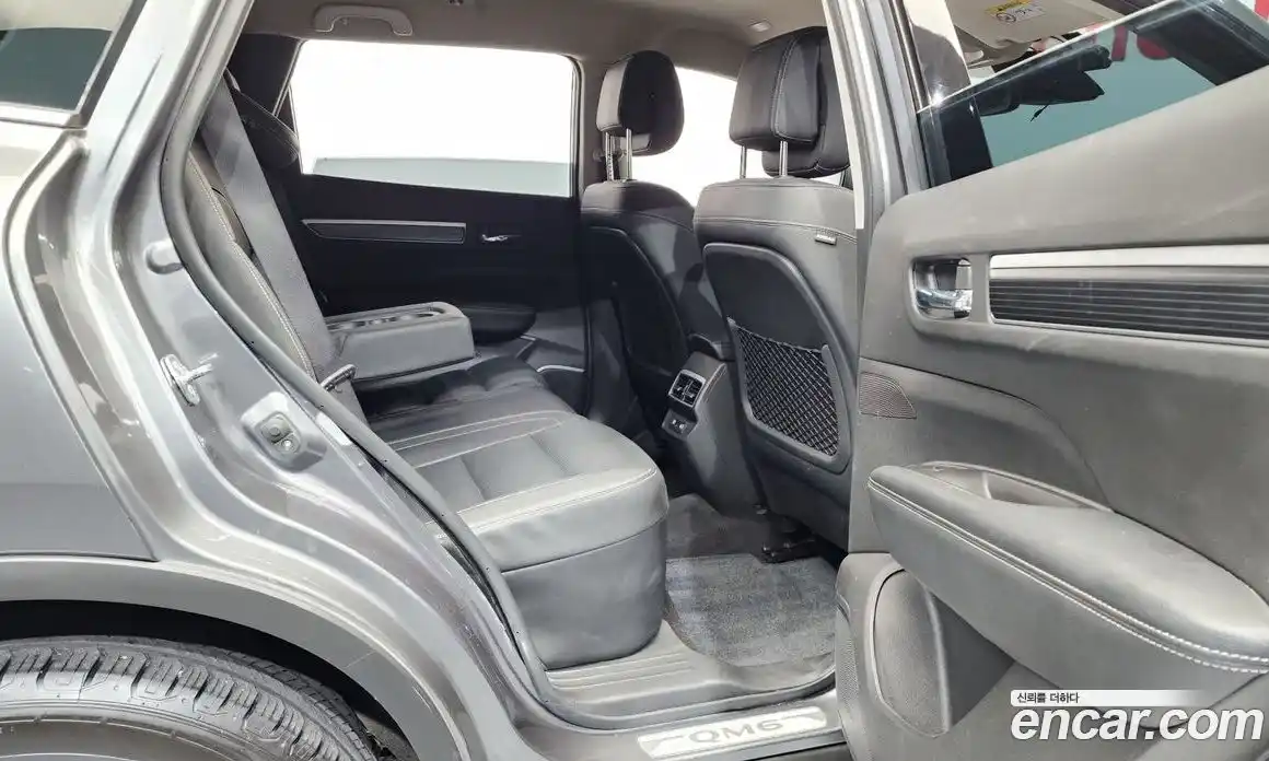 Renault QM6 2022 2.0 Автомат в Москве № 209011, фото 17