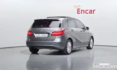 Mercedes-Benz B-Class 2015 1.8 Автомат в Москве № 212231, миниатюра 2