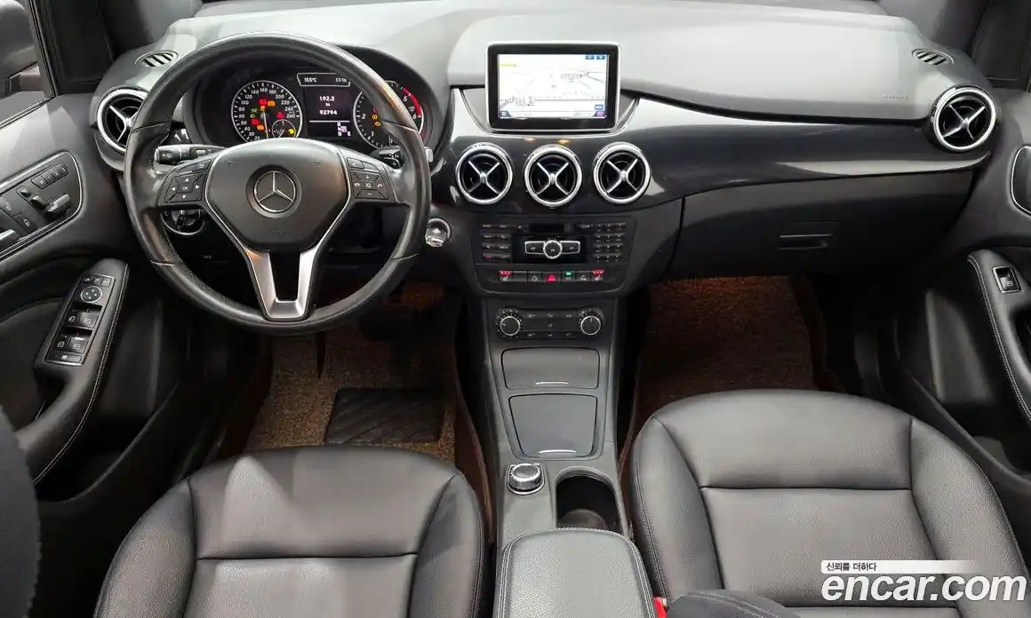 Mercedes-Benz B-Class 2015 1.8 Автомат в Москве № 212231, фото 7