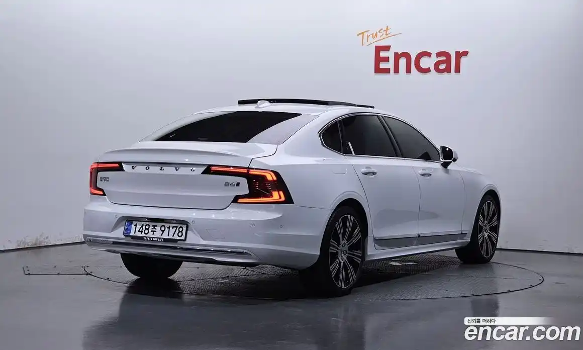 Volvo S90 2025 2.0 Автомат в Москве № 212769, фото 12