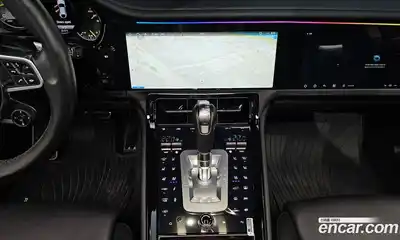 Porsche Panamera, 2015