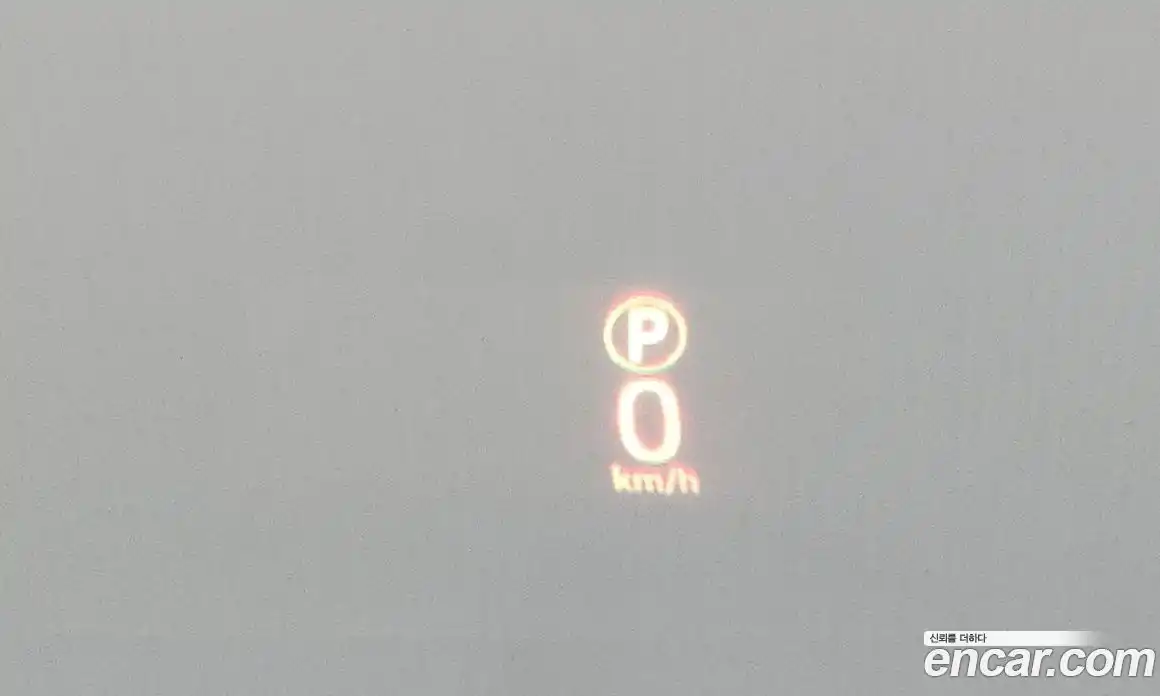 Land Rover Range-Rover Evoque 2019 2.0 Автомат в Москве № 213340, фото 17