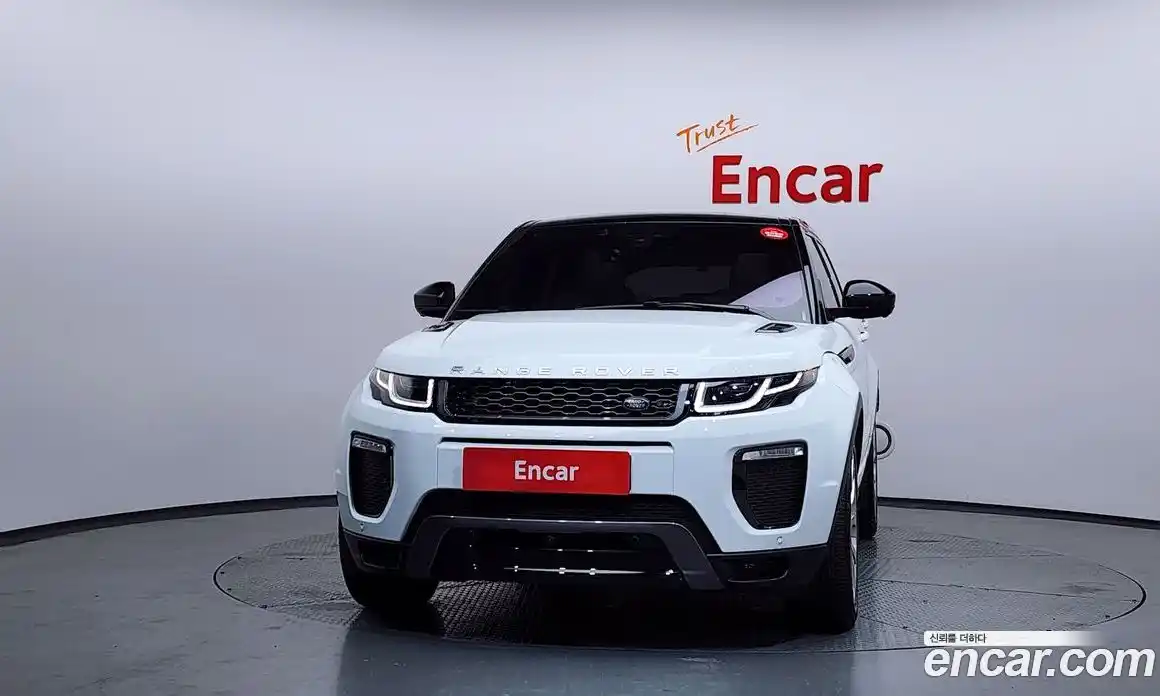 Land Rover Range-Rover Evoque 2019 2.0 Автомат в Москве № 213340, фото 3