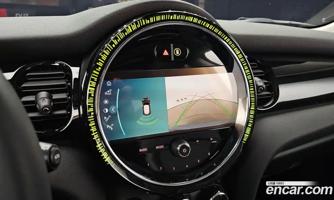 Mini Cooper 2022 1.5 Автомат в Москве № 214041, фото 16