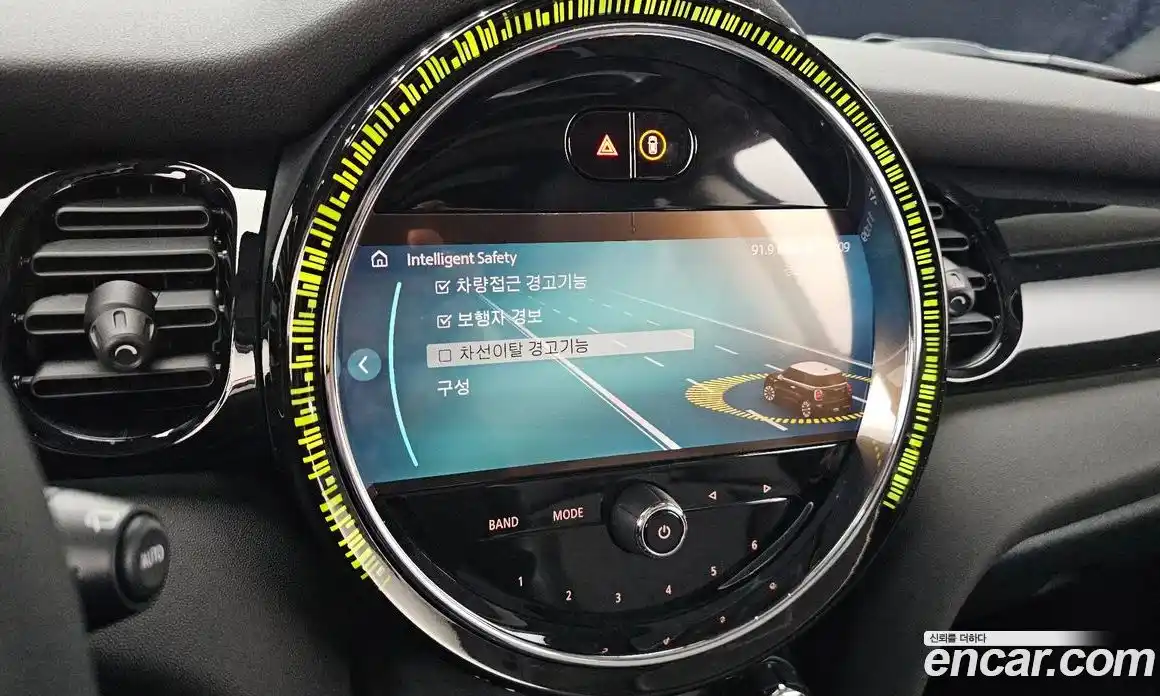 Mini Cooper 2022 1.5 Автомат в Москве № 214041, фото 18