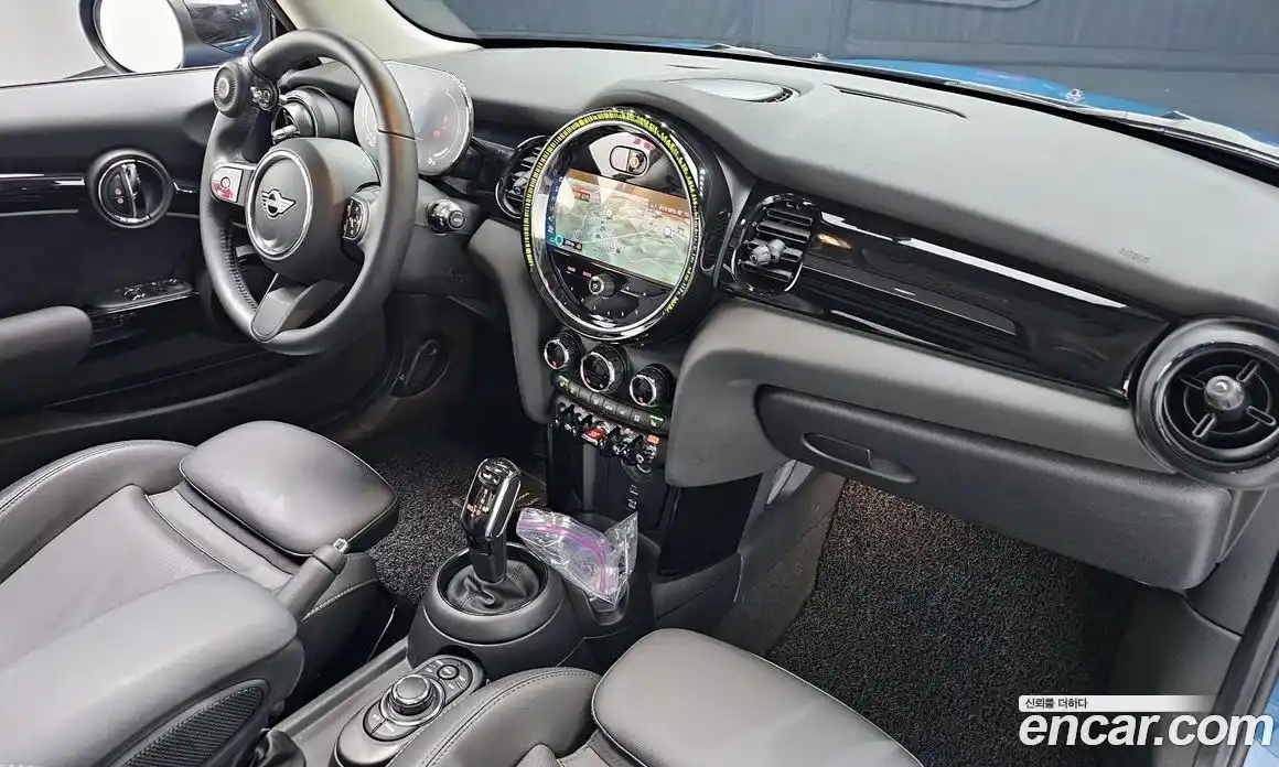 Mini Cooper 2022 1.5 Автомат в Москве № 214041, фото 7