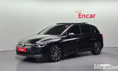 Volkswagen Golf, 2023