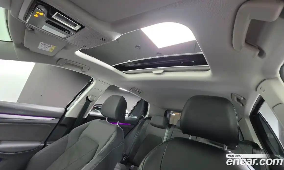 Volkswagen Golf 2023 2.0 Автомат в Москве № 215068, фото 12