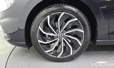 Volkswagen Golf 2023 2.0 Автомат в Москве № 215068, миниатюра 5