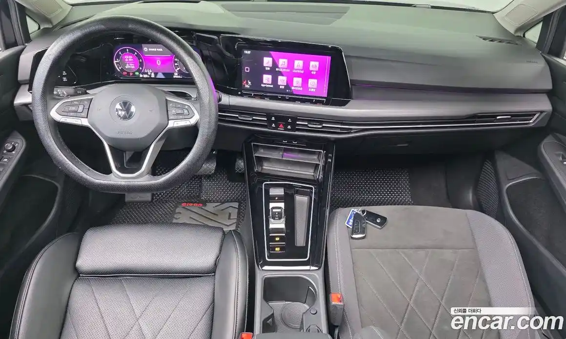 Volkswagen Golf 2023 2.0 Автомат в Москве № 215068, фото 7