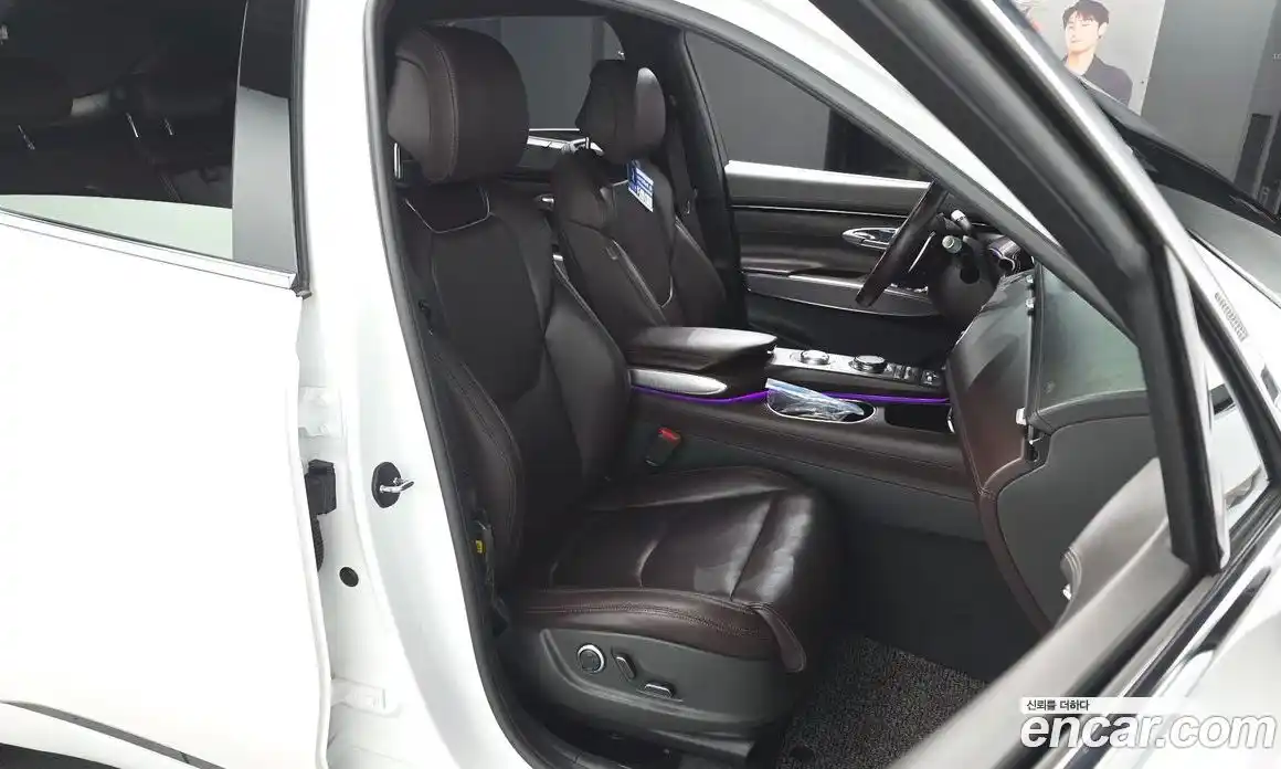 Genesis GV70 2021 2.5 Автомат в Москве № 22026, фото 12