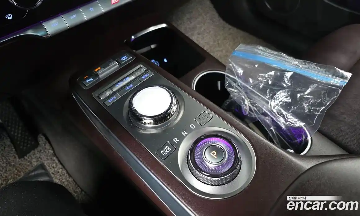 Genesis GV70 2021 2.5 Автомат в Москве № 22026, фото 17