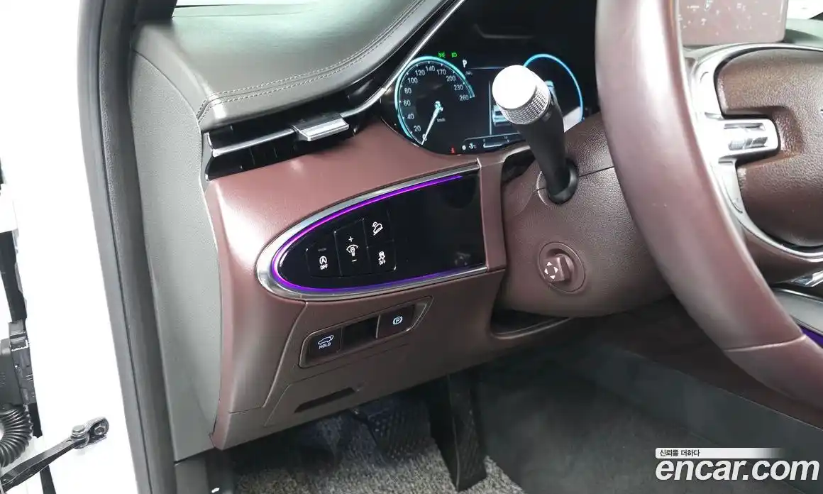 Genesis GV70 2021 2.5 Автомат в Москве № 22026, фото 9