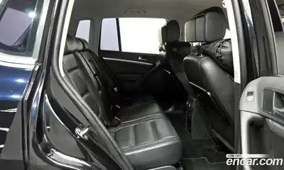 Volkswagen Tiguan 2015 2.0 Автомат в Москве № 222541, миниатюра 11