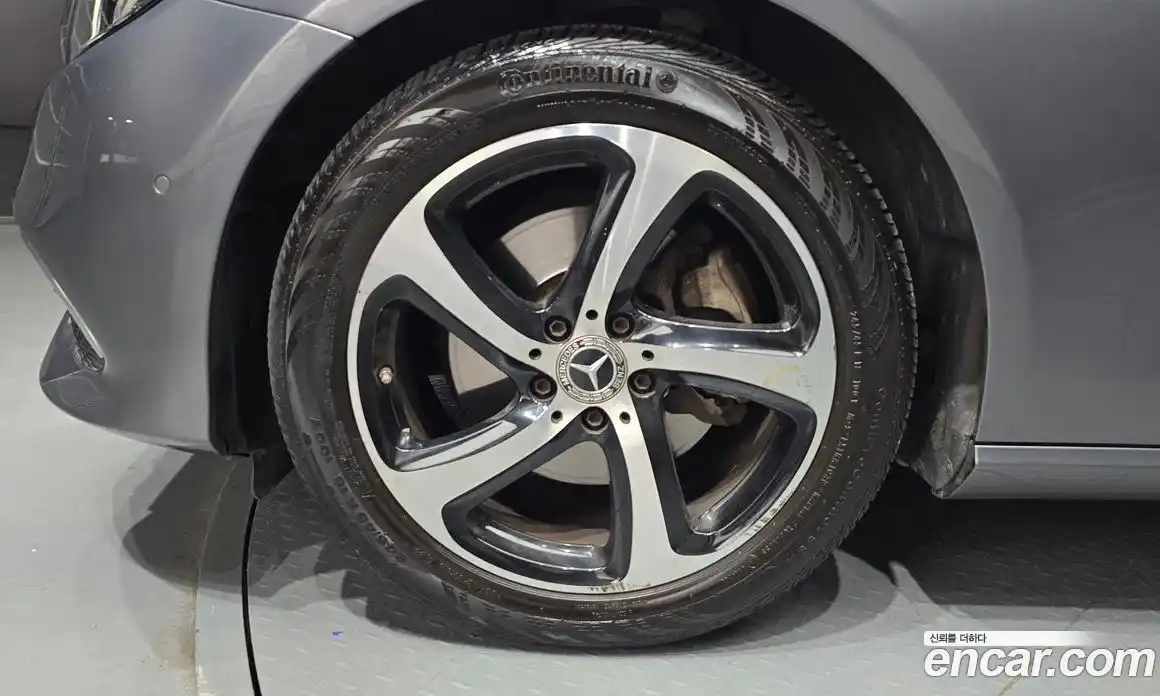 Mercedes-Benz E-Class 2020 2.0 Автомат в Москве № 223469, фото 18