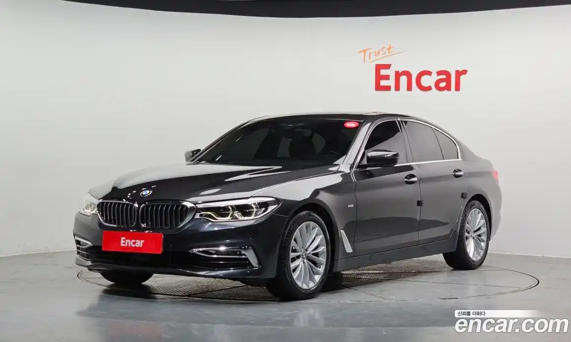 BMW 5-Series 2018 2.0 Автомат в Москве № 229276, фото 1