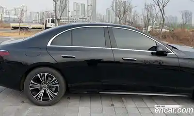 Mercedes-Benz E-Class 2025 2.0 Автомат в Москве № 229367, миниатюра 5