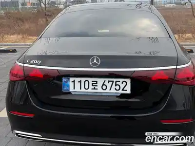 Mercedes-Benz E-Class 2025 2.0 Автомат в Москве № 229367, миниатюра 6