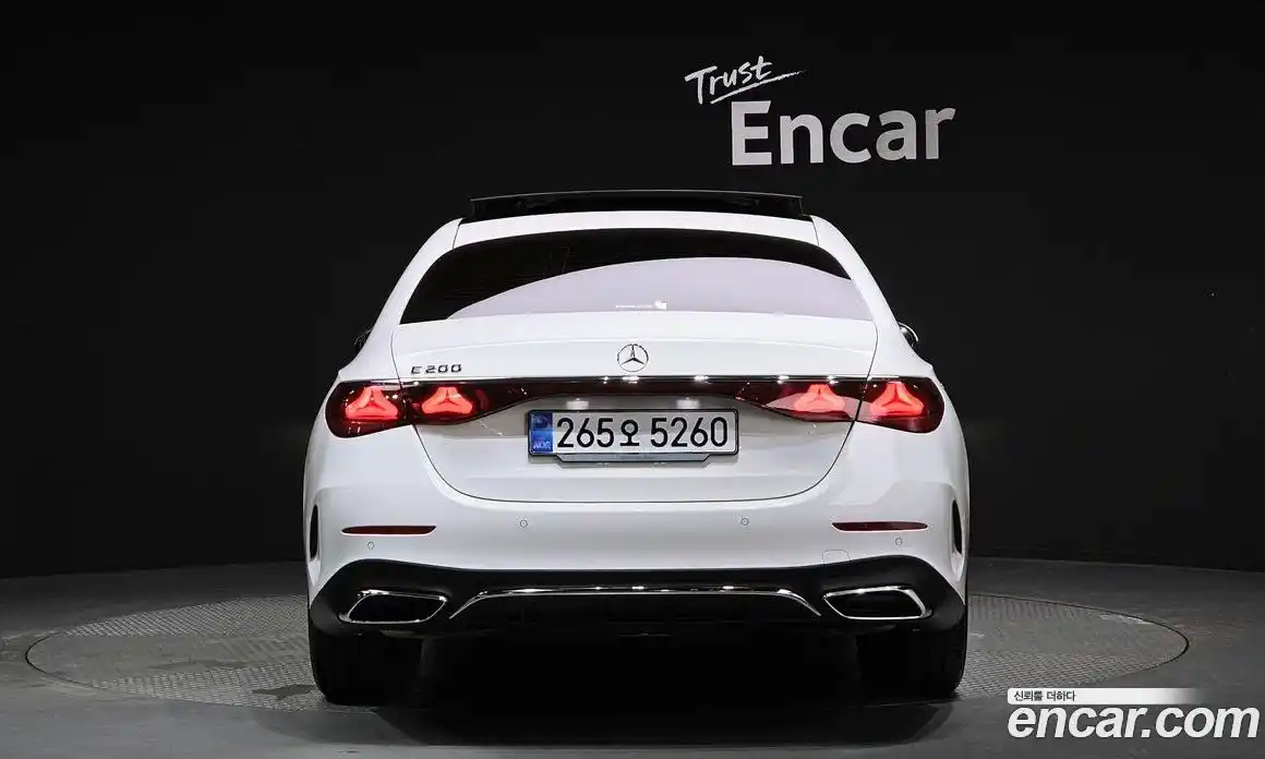 Mercedes-Benz E-Class 2026 2.0 Автомат в Москве № 229380, фото 9