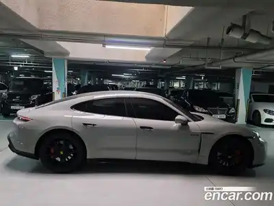 Porsche Taycan 2023 Автомат в Москве № 231020, миниатюра 2
