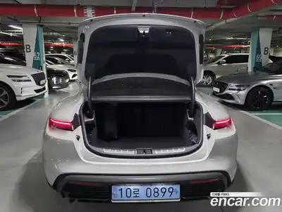 Porsche Taycan 2023 Автомат в Москве № 231020, миниатюра 9