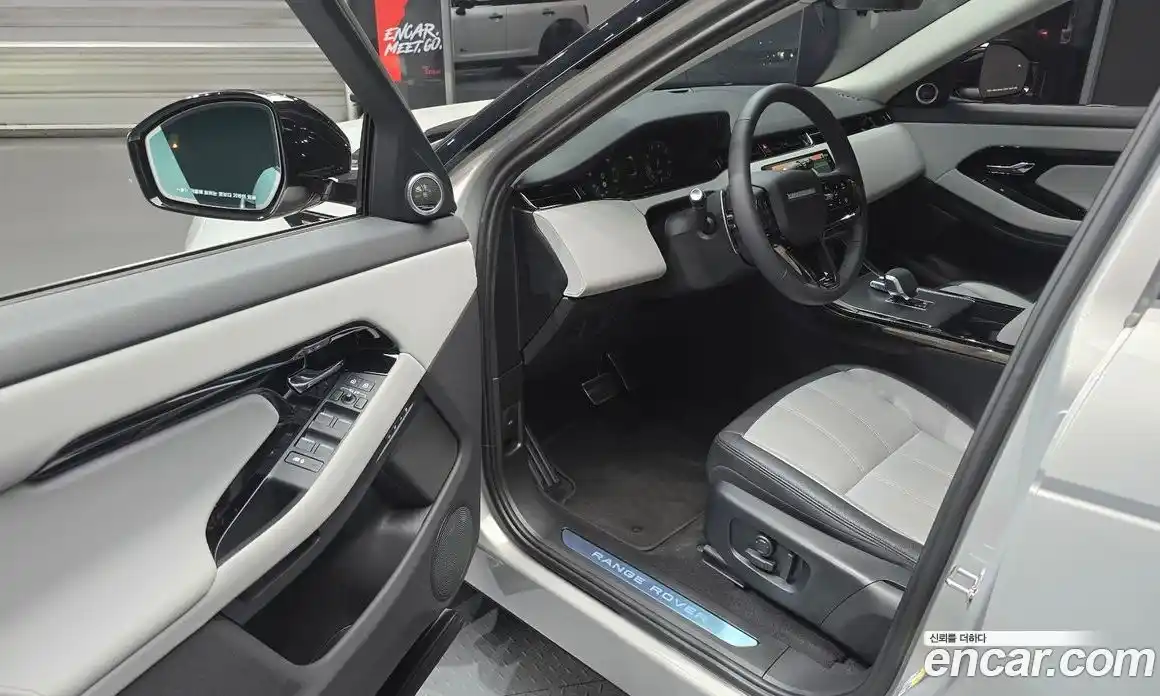 Land Rover Range-Rover Evoque 2025 2.0 Автомат в Москве № 231164, фото 20