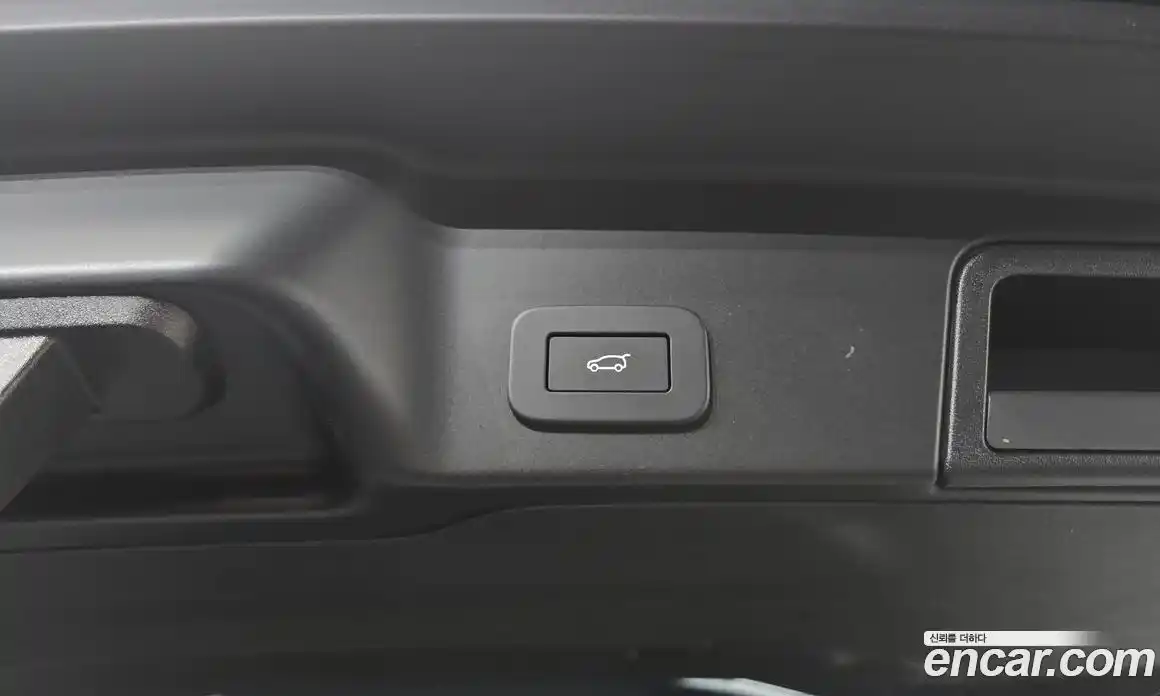 Land Rover Range-Rover Evoque 2025 2.0 Автомат в Москве № 231164, фото 3