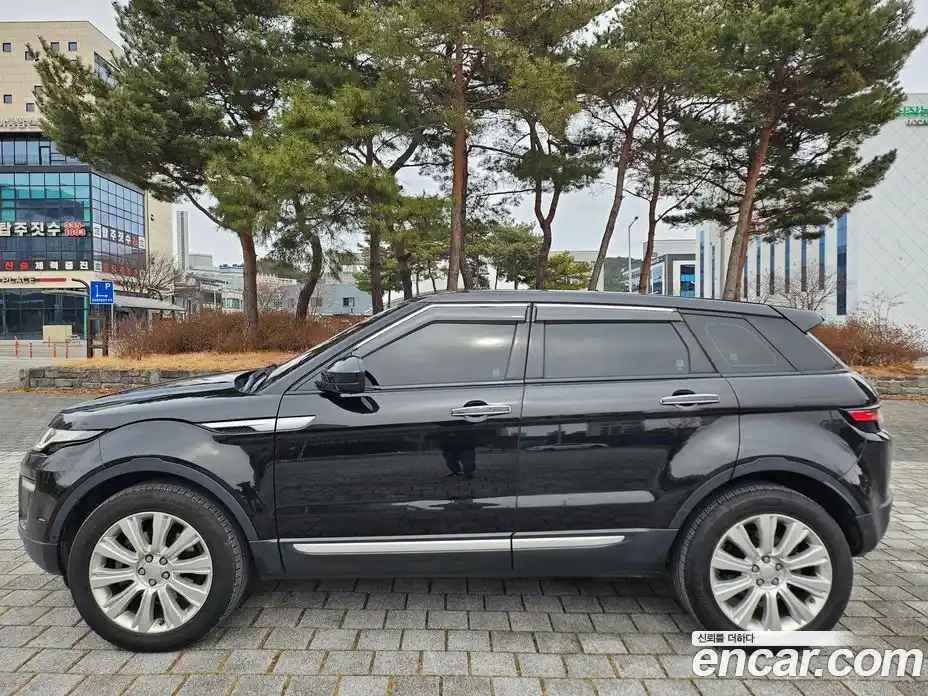 Land Rover Range-Rover Evoque 2016 2.0 Автомат в Москве № 231338, фото 4