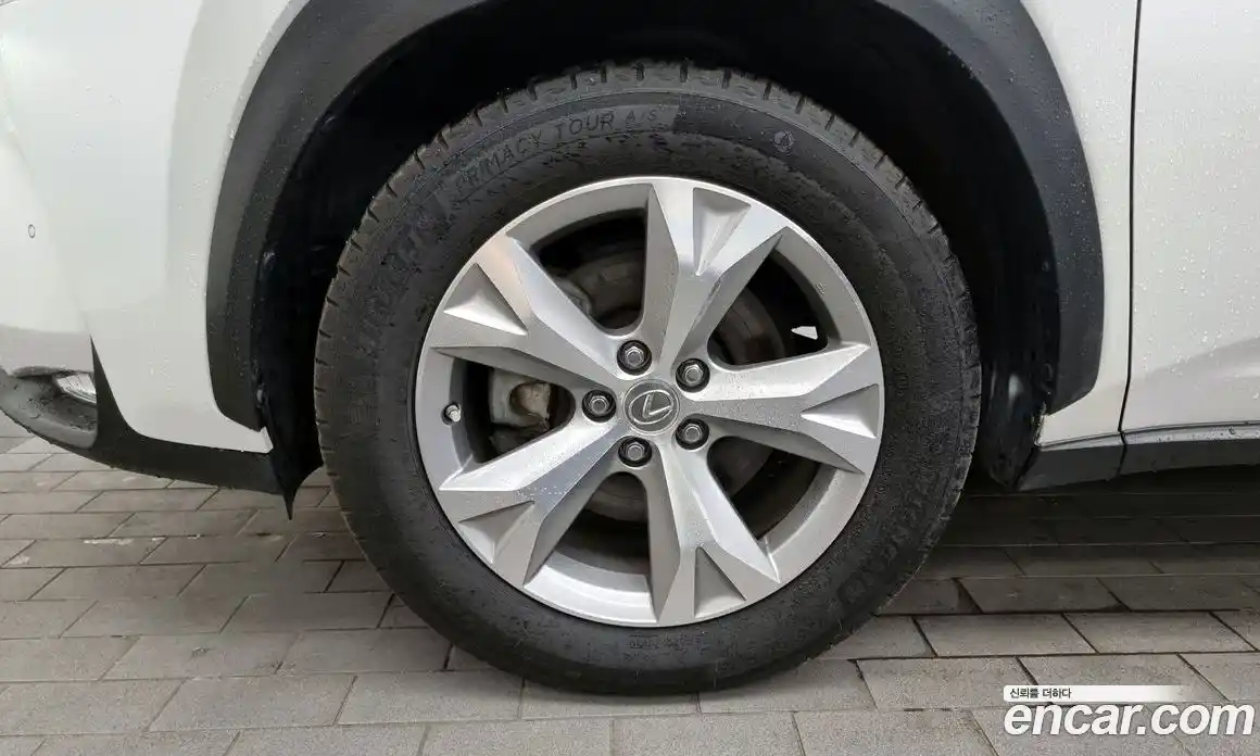 Lexus NX 2017 2.5 Автомат в Москве № 232015, фото 5