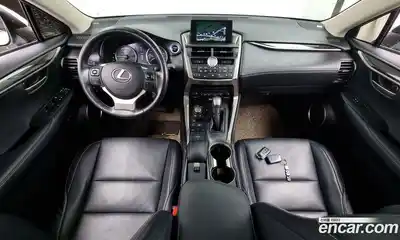 Lexus NX 2017 2.5 Автомат в Москве № 232015, миниатюра 7