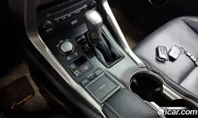 Lexus NX 2017 2.5 Автомат в Москве № 232015, миниатюра 9