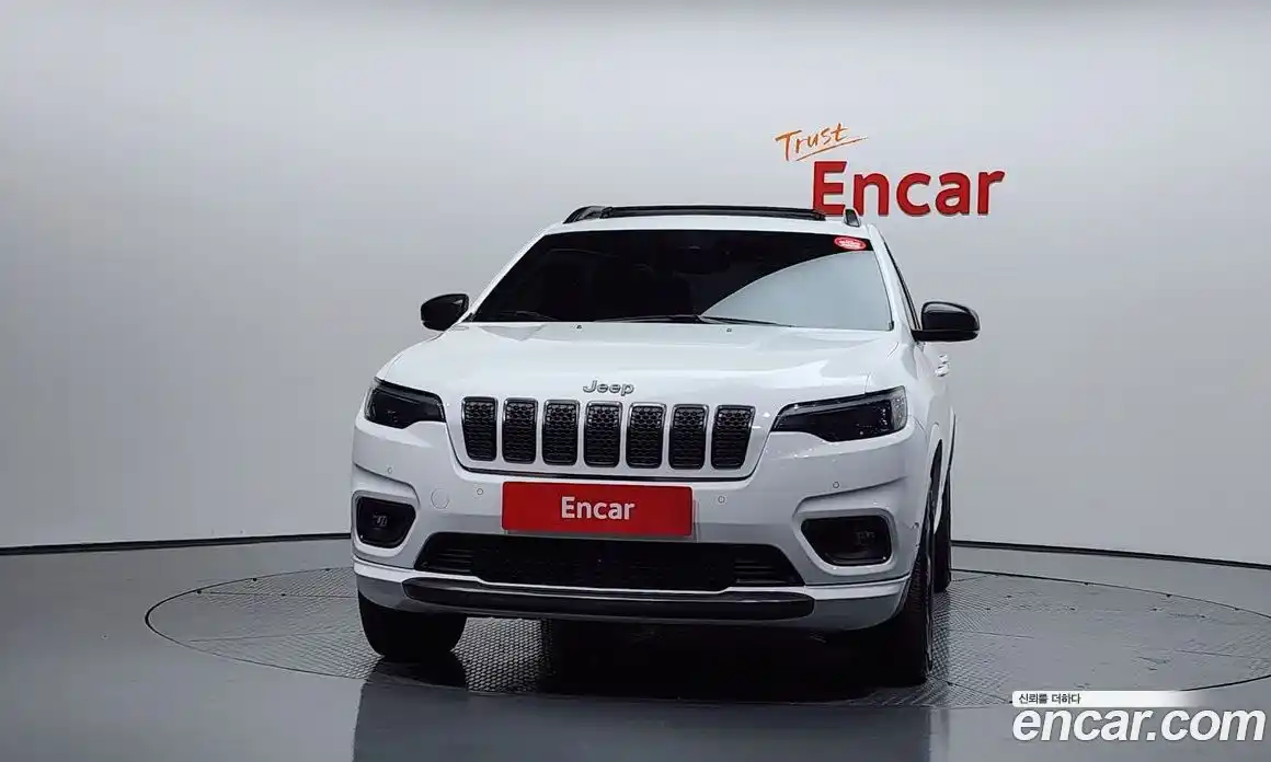 Jeep Cherokee 2021 2.4 Автомат в Москве № 232623, фото 3