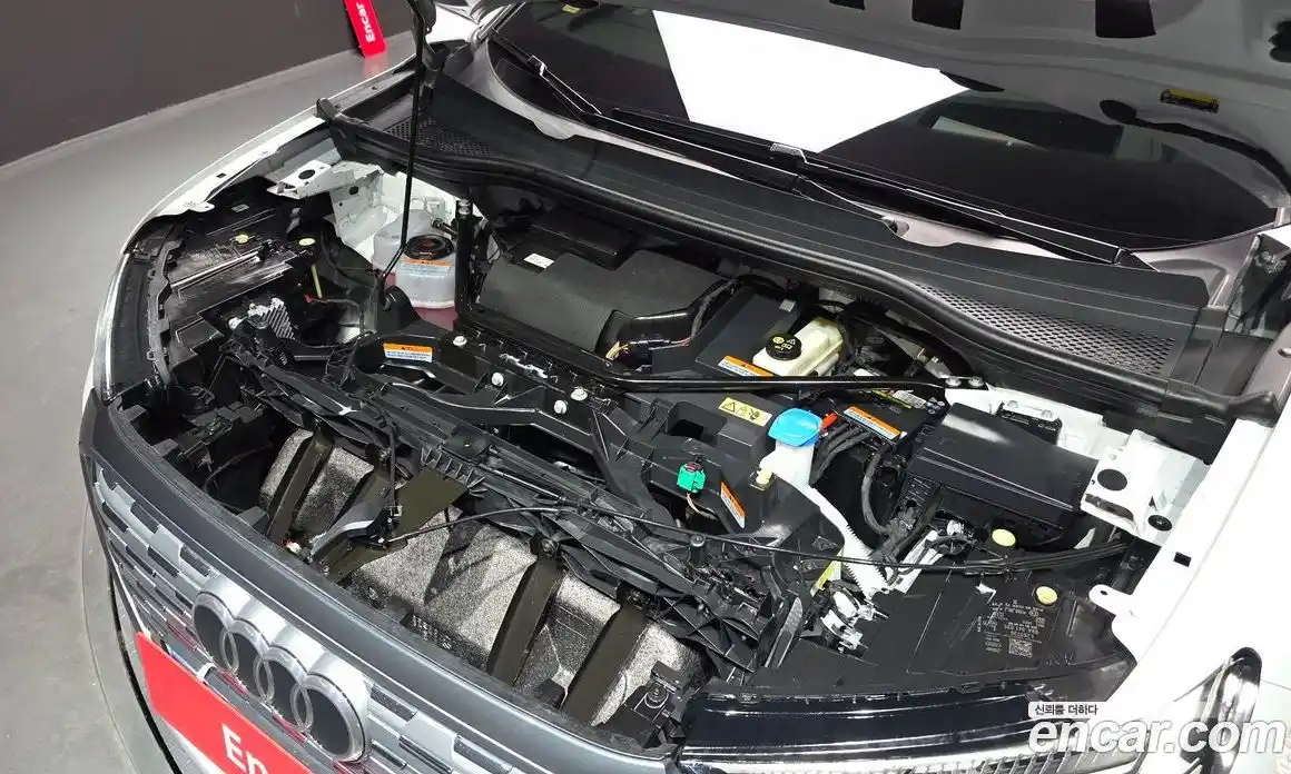 Audi Q4 e-tron 2022 0.2 Автомат в Москве № 244897, фото 17