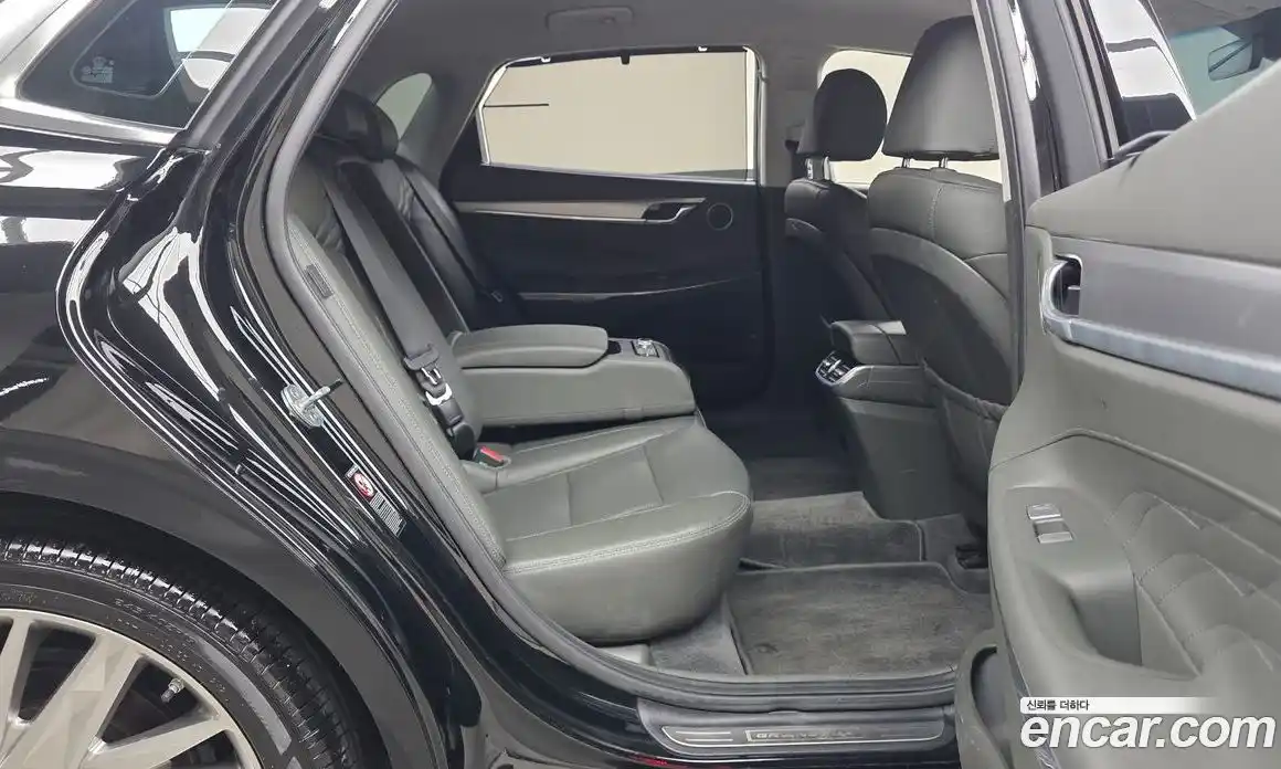 Hyundai Grandeur 2020 3.3 Автомат в Москве № 245392, фото 18