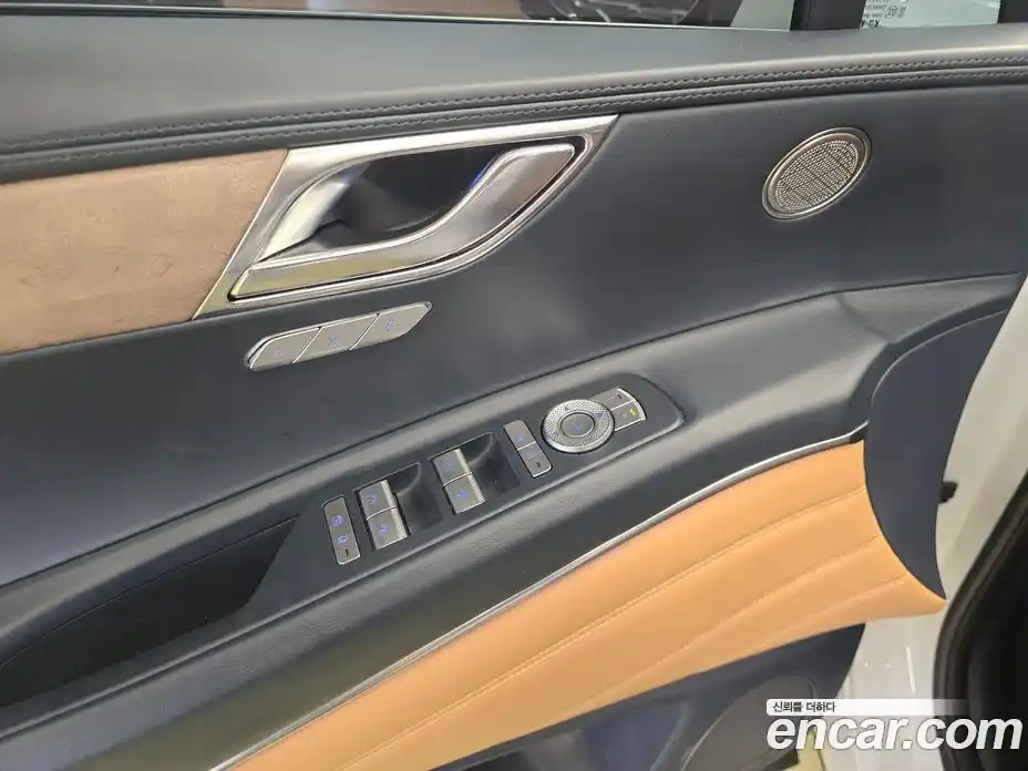 Genesis GV80 2020 2.5 Автомат в Москве № 24870, фото 17