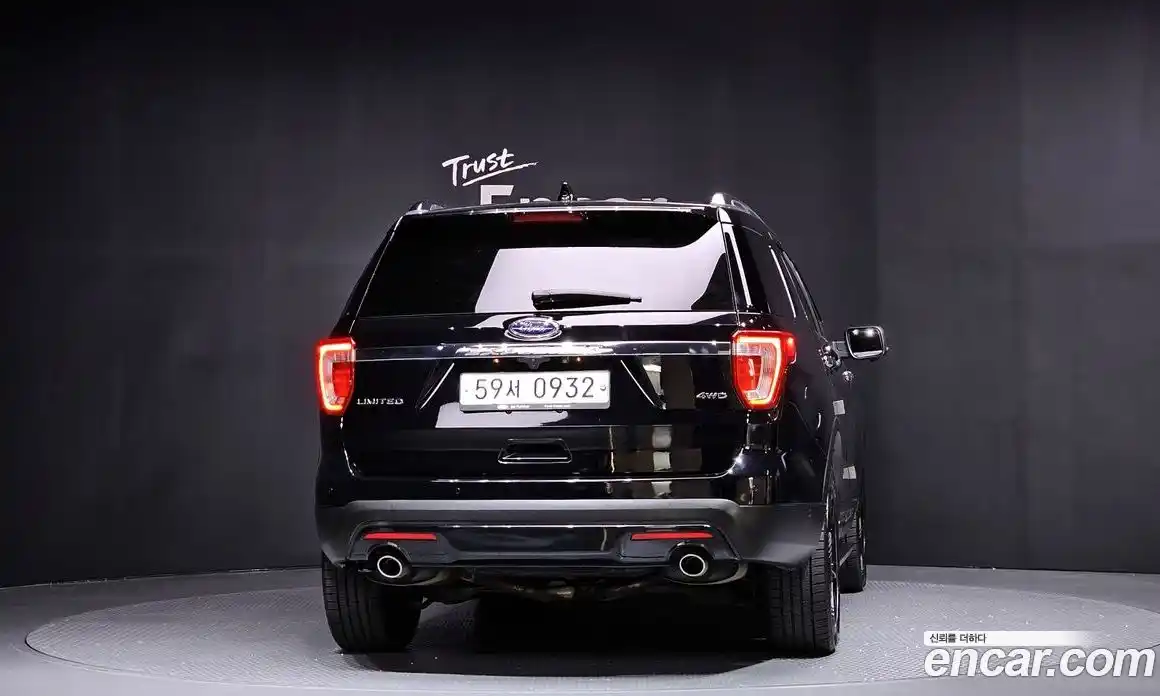 Ford Explorer 2016 3.5 Автомат в Москве № 255584, фото 12