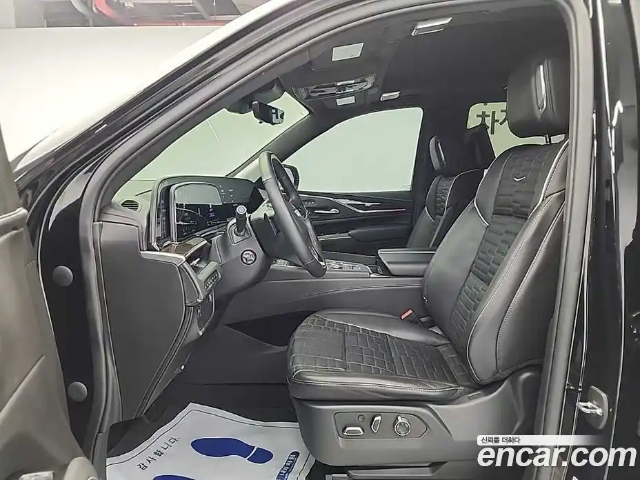 Cadillac Escalade 2023 6.2 Автомат в Москве № 256403, фото 11