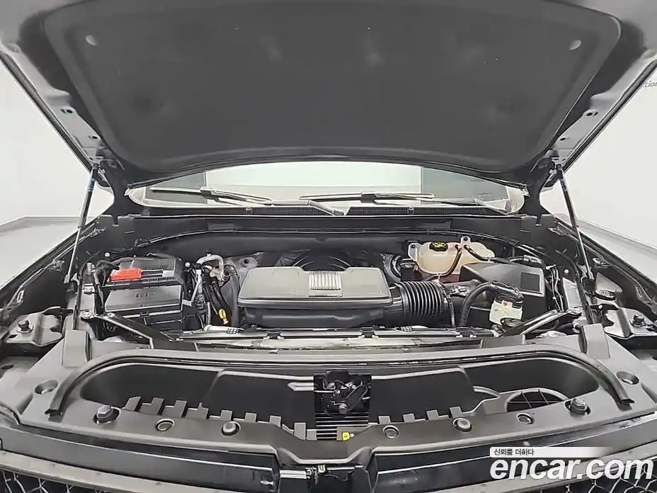 Cadillac Escalade 2023 6.2 Автомат в Москве № 256403, фото 5