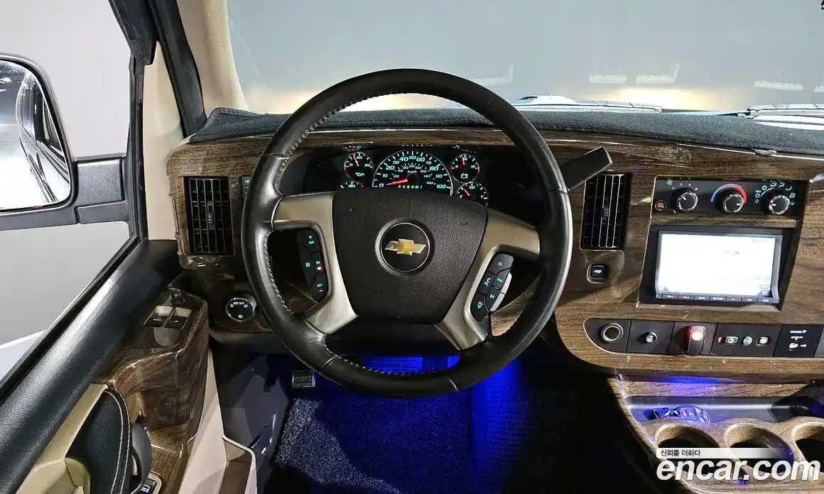 Chevrolet Express Van 2014 6.0 Автомат в Москве № 260445, фото 15