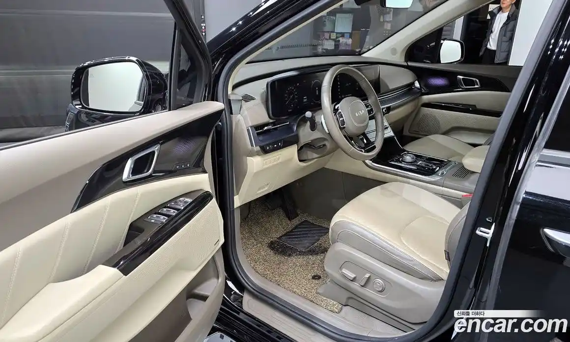 Kia Canival 2022 2.2 Автомат в Москве № 268593, фото 16