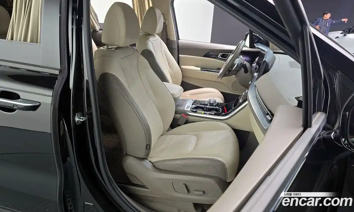 Kia Canival 2022 2.2 Автомат в Москве № 268593, фото 5