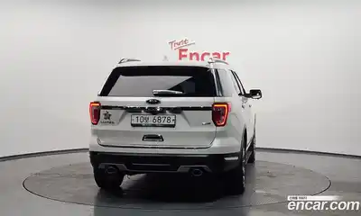 Ford Explorer 2018 2.3 Автомат в Москве № 273402, миниатюра 5