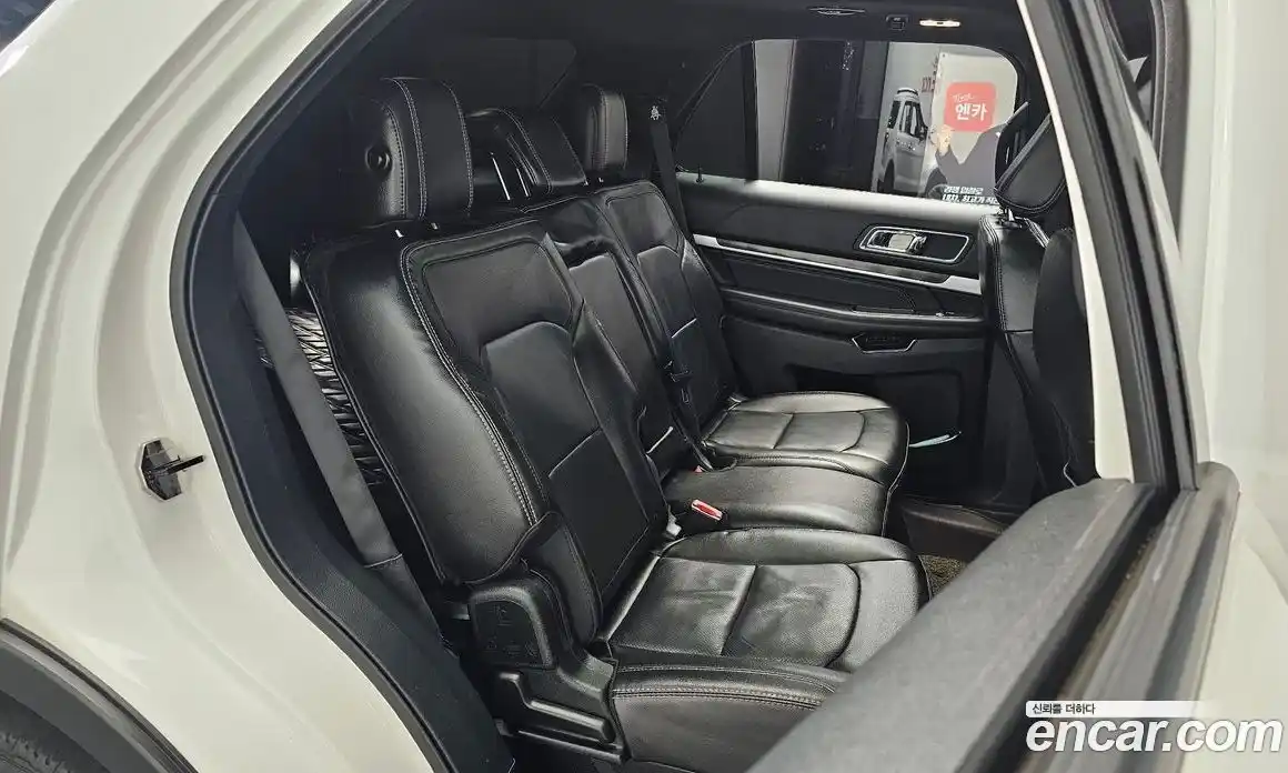 Ford Explorer 2018 2.3 Автомат в Москве № 273402, фото 8