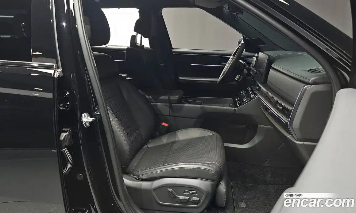 Hyundai Santa Fe 2025 2.5 Автомат в Москве № 275882, фото 17