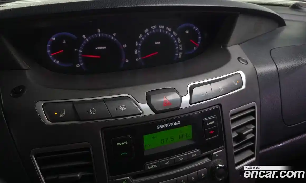 SsangYong Korando 2015 2.0 Автомат в Москве № 291542, фото 20