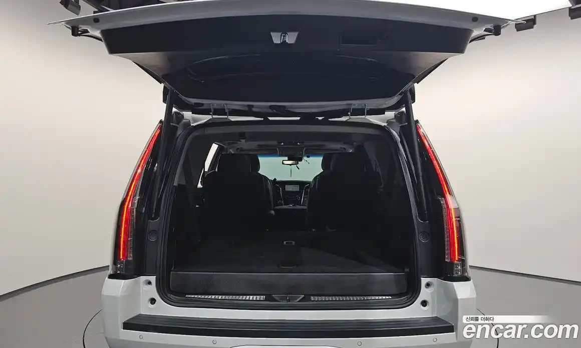 Cadillac Escalade 2019 6.2 Автомат в Москве № 296468, фото 20