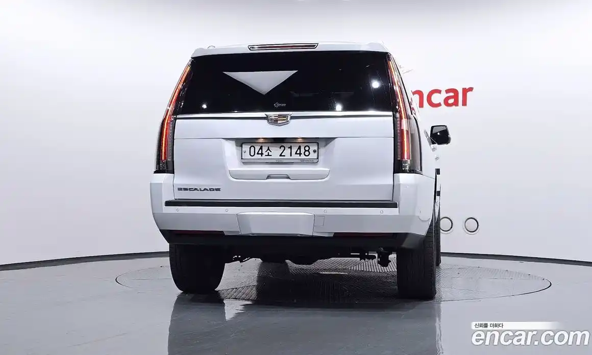Cadillac Escalade 2019 6.2 Автомат в Москве № 296468, фото 4