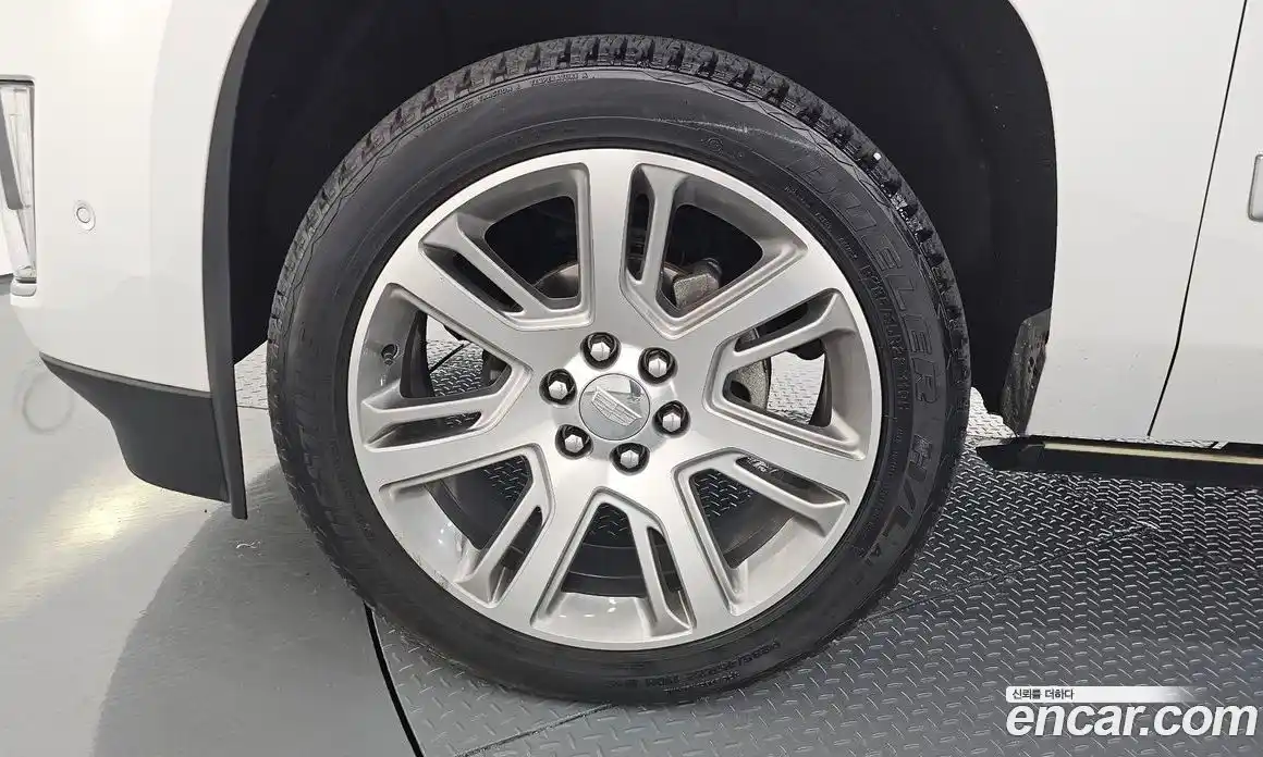 Cadillac Escalade 2019 6.2 Автомат в Москве № 296468, фото 5