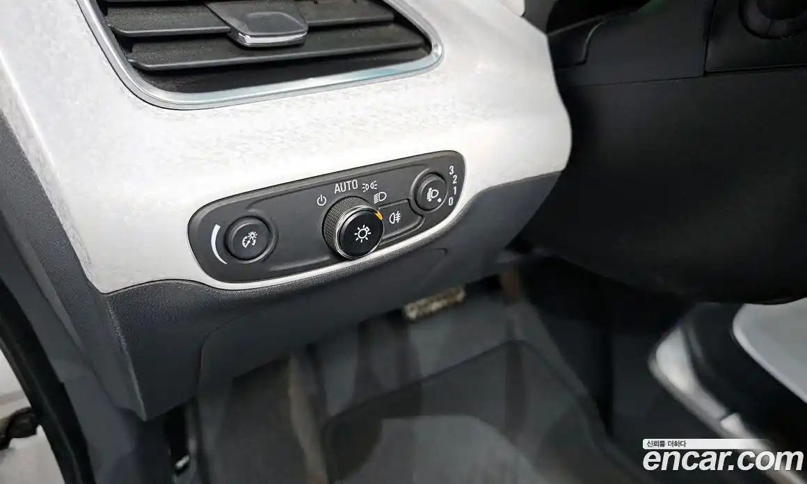 Chevrolet Bolt EV 2018 0.2 Автомат в Москве № 297040, фото 15