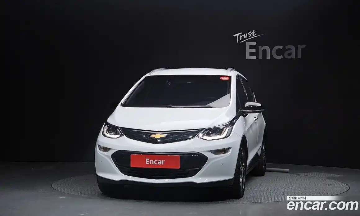 Chevrolet Bolt EV 2018 0.2 Автомат в Москве № 297040, фото 3